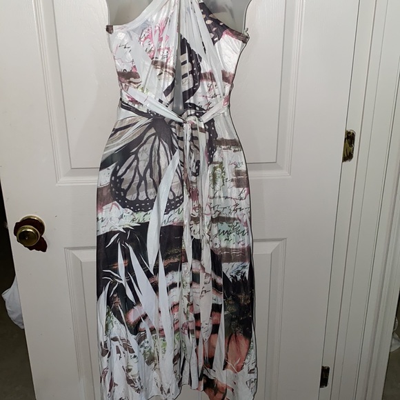 Watercolor Butterfly Print Halter Style Maxi Dress - Picture 12 of 16